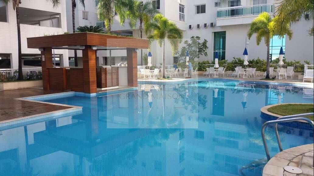 Apartamento a venda com 3 suítes no Cond. Costa Maggiore no Algodoal em Cabo Frio - Grand Maison Imóveis