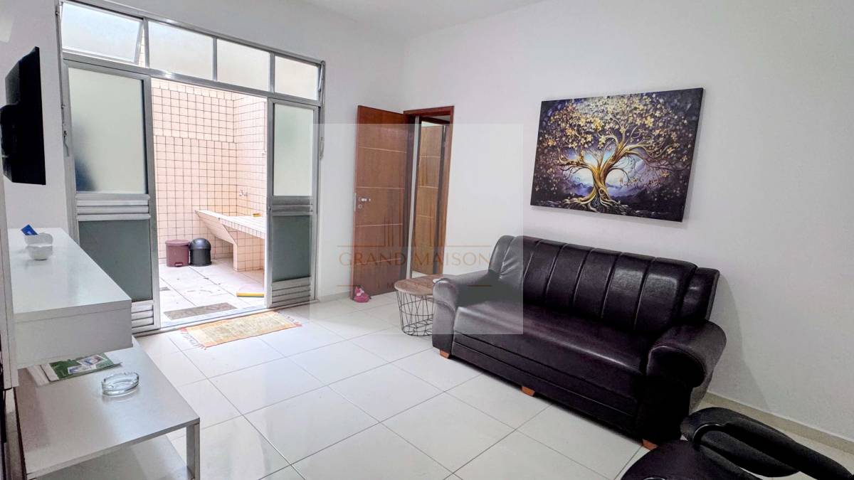 Apartamento todo reformado a venda na Passagem em Cabo Frio - Grand Maison Imóveis