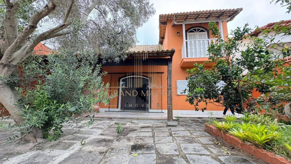 Casa à Venda com 4 quartos no Portinho em Cabo Frio - Grand Maison Imóveis