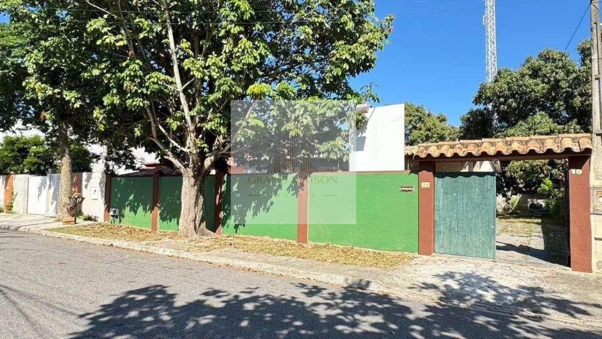 Casa à venda no bairro das Palmeiras, Cabo Frio. - Grand Maison Imóveis