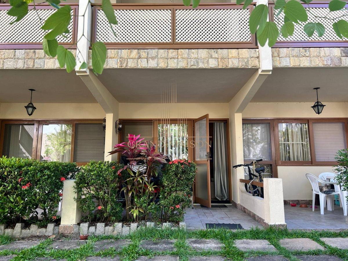 Oportunidade para investidores: Casa a venda no Cond. Cottage do Portinho - Grand Maison Imóveis