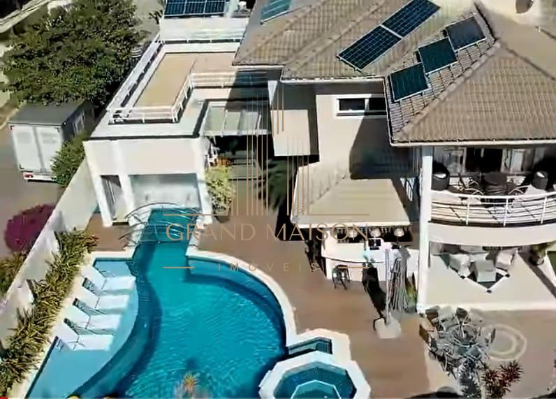 Casa a venda com 5 quartos 630m² no Canal Palmer em Cabo Frio - Grand Maison Imóveis