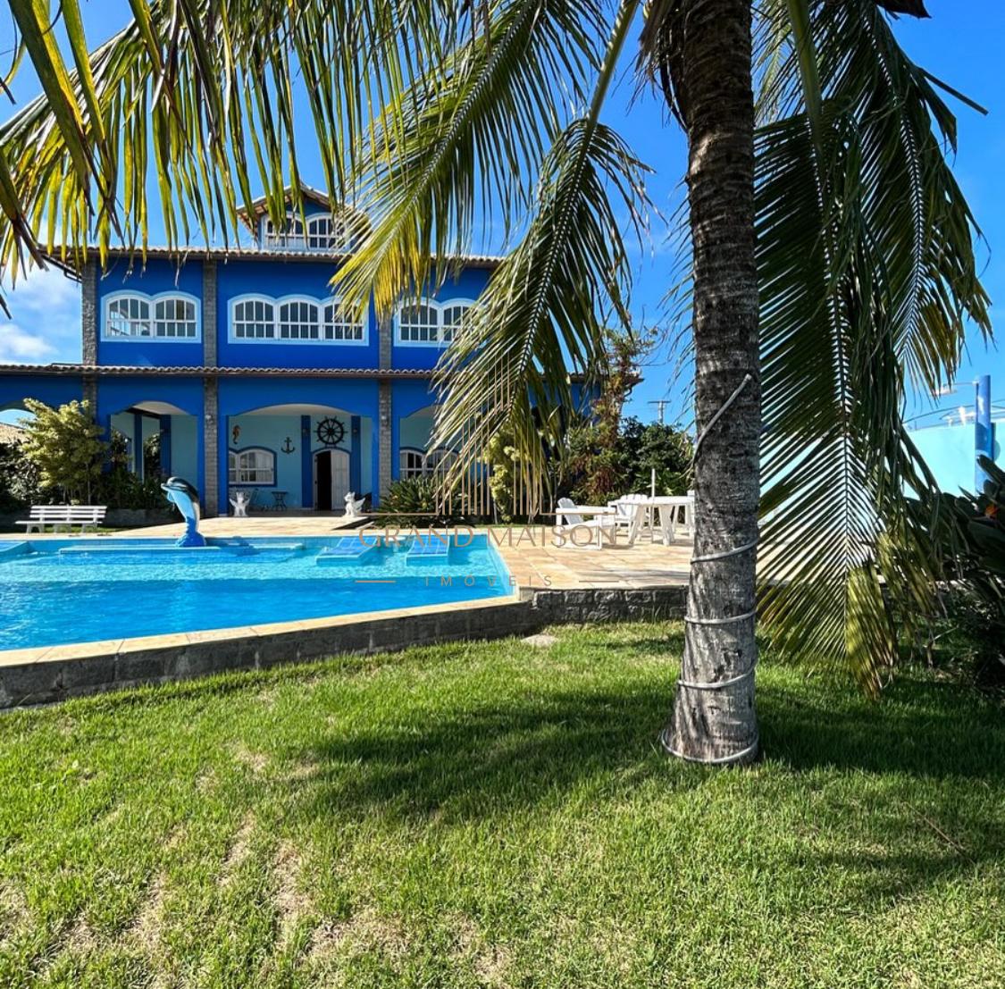 Casa a venda com 8 quartos 1106,19m² em canal navegável na ogiva em Cabo Frio - Grand Maison Imóveis