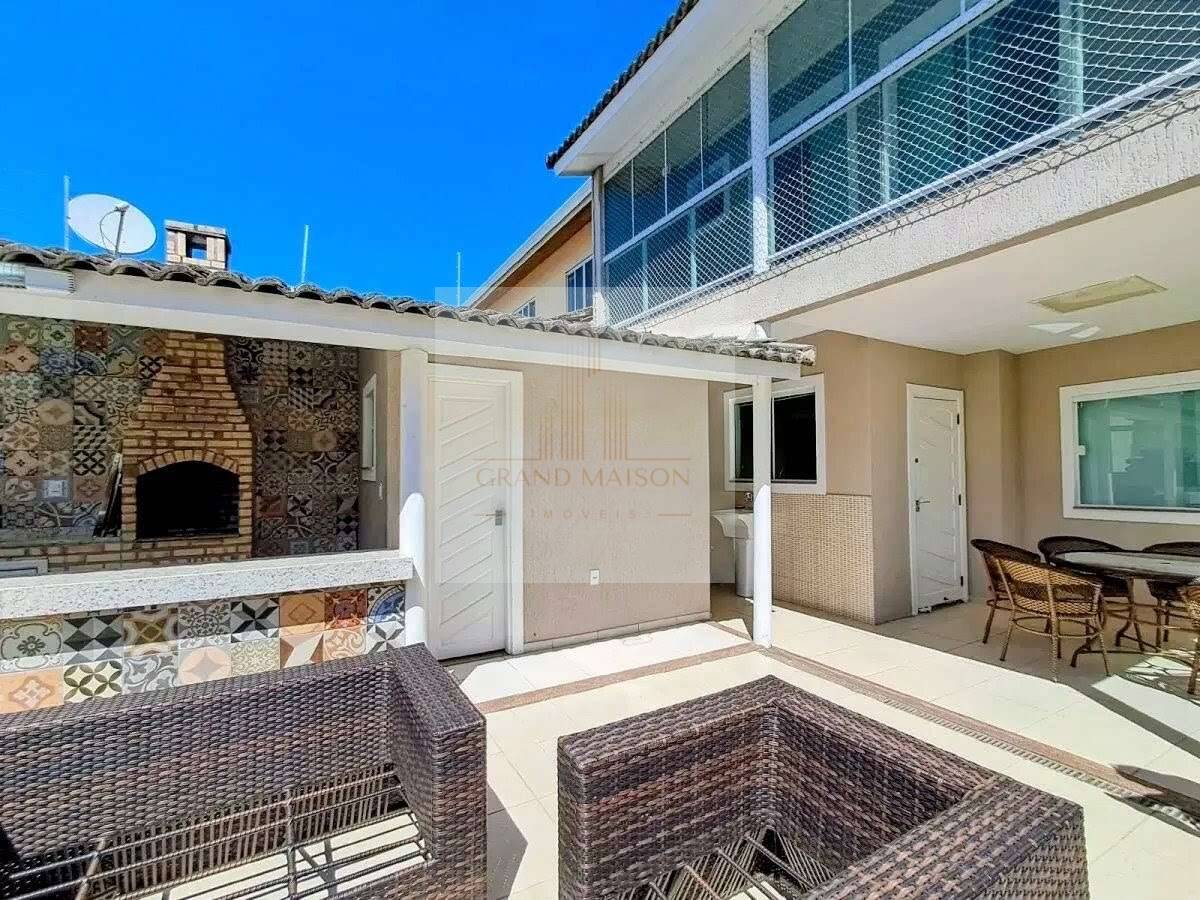 Casa de alto padrão disponível para locação no Novo Portinho em Cabo Frio - Grand Maison Imóveis