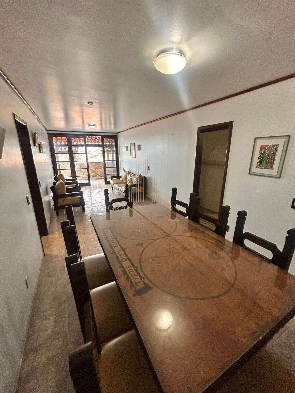 Cobertura à venda Próximo ao Extra do Braga em Cabo Frio