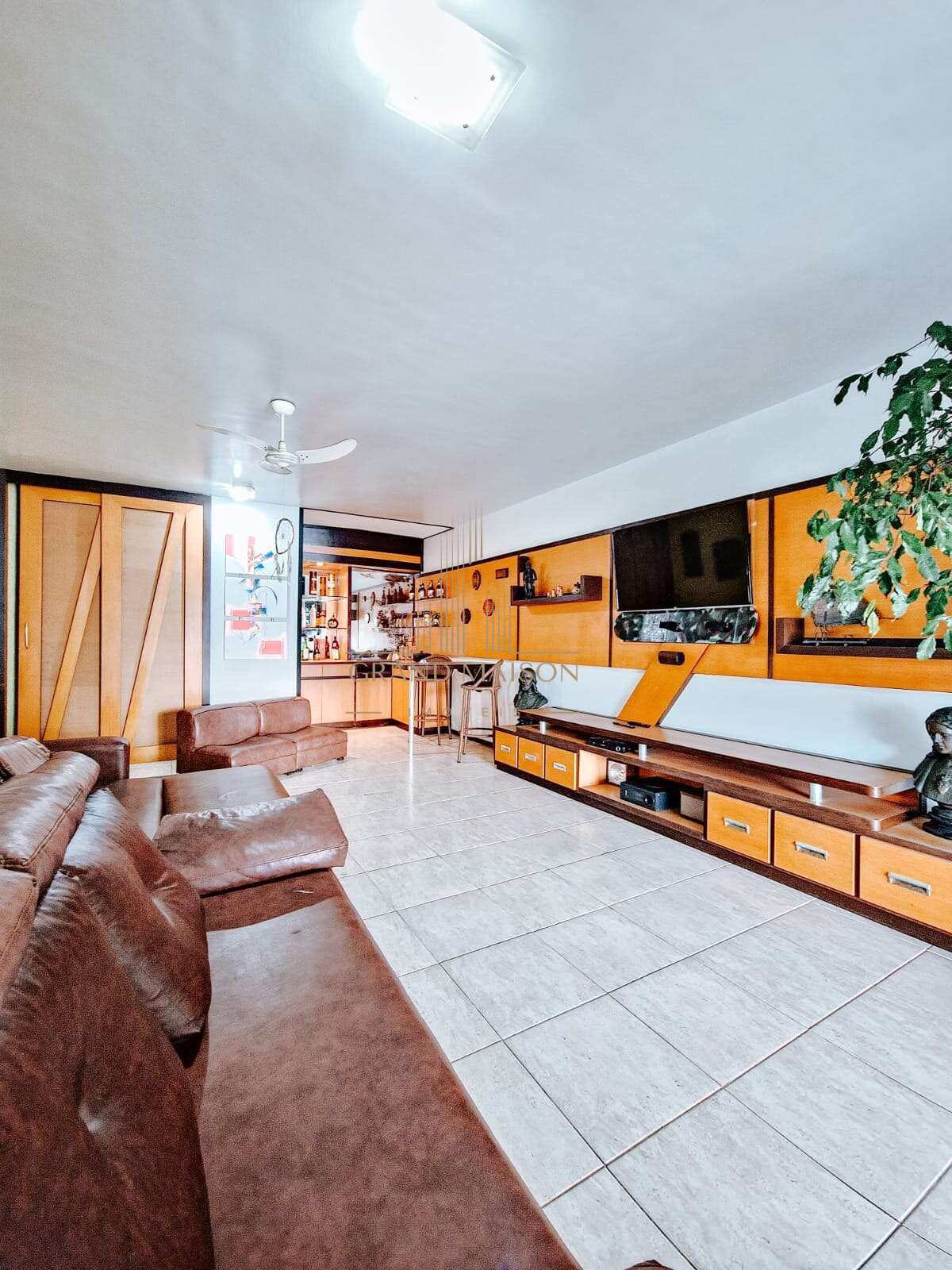 Cobertura a venda na Praia do Forte em Cabo Frio