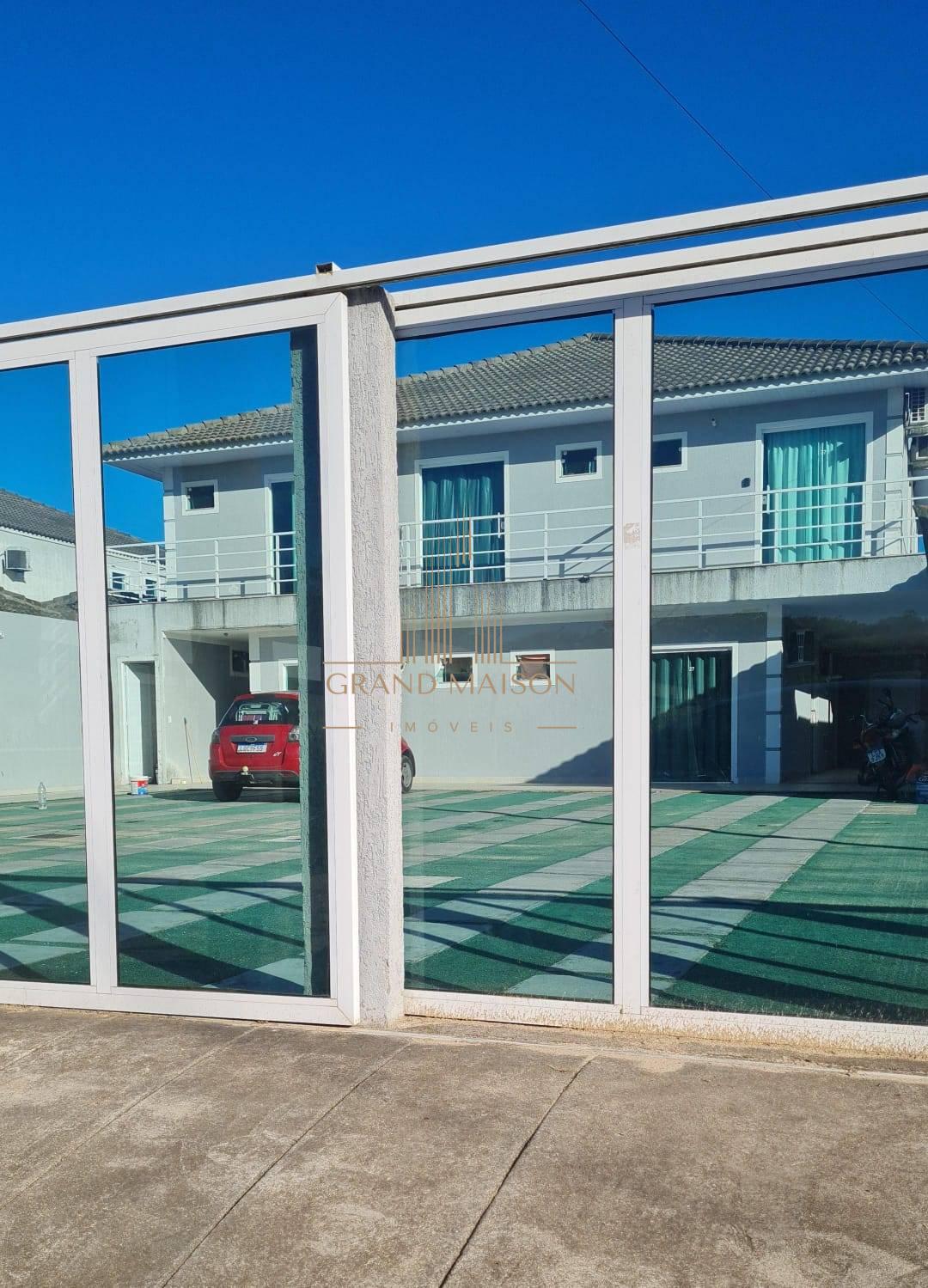 Flat à venda no Bairro São Francisco em Cabo Frio