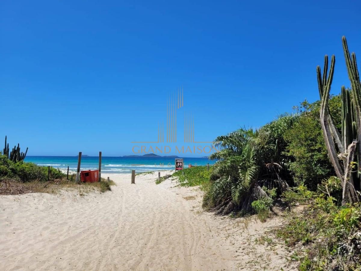 Lote à venda no Pontal do Peró em Cabo Frio - Grand Maison Imóveis