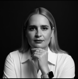 Corretor - FLAVIA MARINI